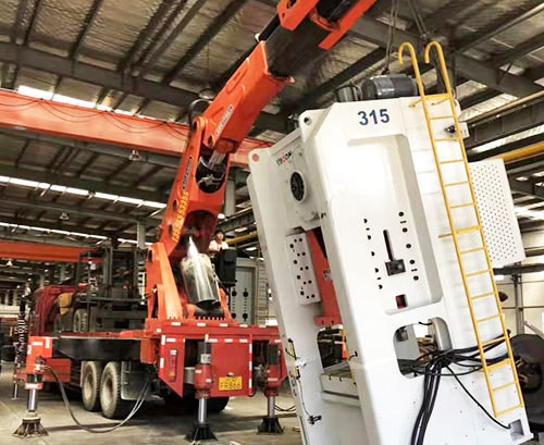 东至县提升工作效率，选择优质折臂吊租赁服务