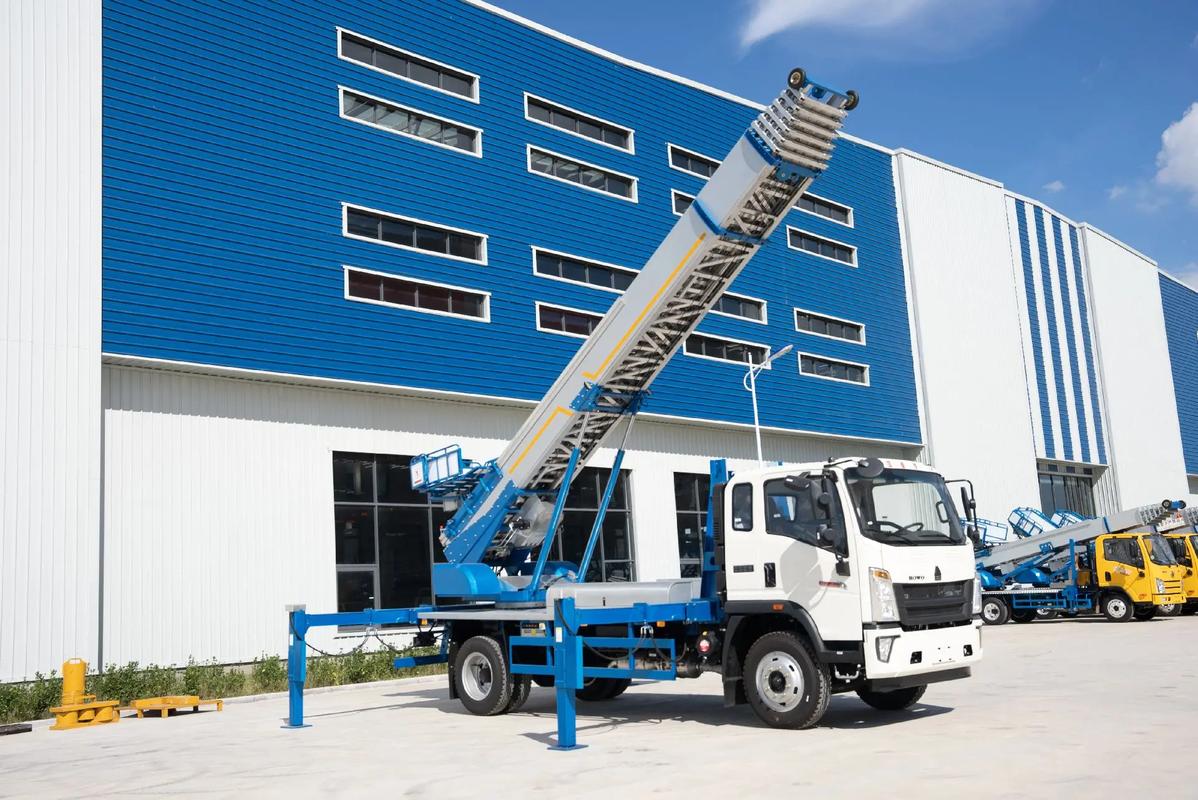 东至县小型云梯车上料车租赁多少钱