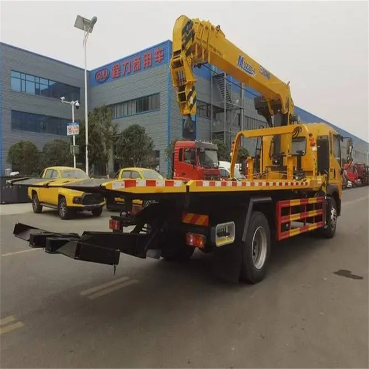 东至县附近小随车吊出租电话，轻松解决搬运烦恼